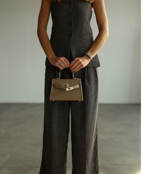 Ignatia XS Cappuccino – skórzana torebka damska mini